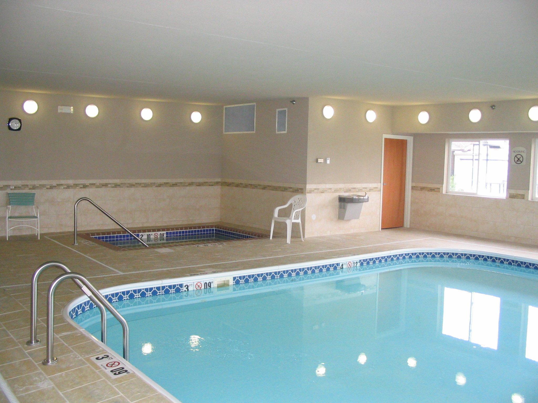 Holiday Inn Express Jamestown By Ihg מתקנים תמונה