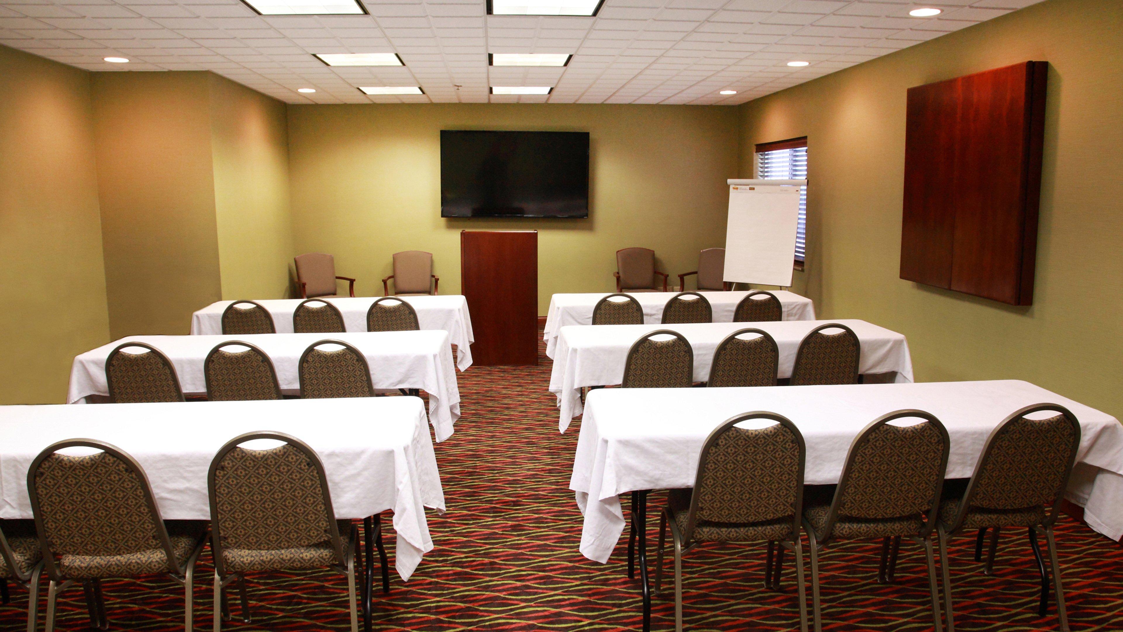 Holiday Inn Express Jamestown By Ihg מראה חיצוני תמונה