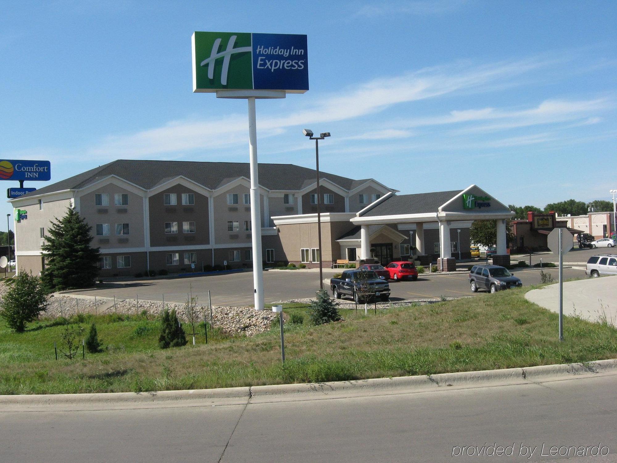 Holiday Inn Express Jamestown By Ihg מראה חיצוני תמונה